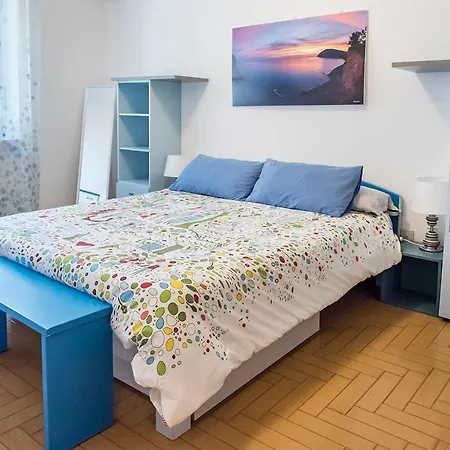 M261 - Marcelli, Trilocale Ristrutturato Con Terrazzo Vista Mare Pt *