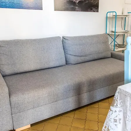 M261 - Marcelli, Trilocale Ristrutturato Con Terrazzo Vista Mare Pt *