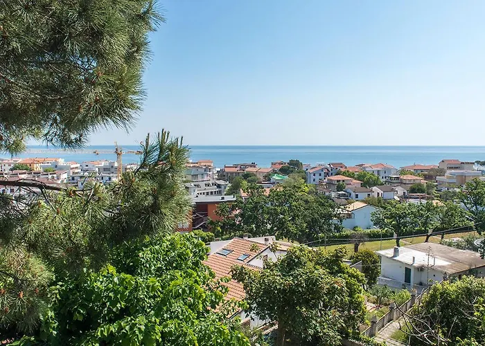 M261 - Marcelli, Trilocale Ristrutturato Con Terrazzo Vista Mare Pt Apartamento